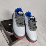 کتانی نایک ایر فورس [Nike Air Force 1 low] اورجینال – رنگ سفید طوسی - Image 3